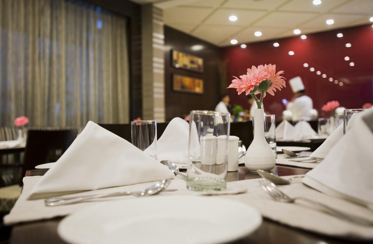 The Manor Bareilly By Leisure Hotels Exterior foto
